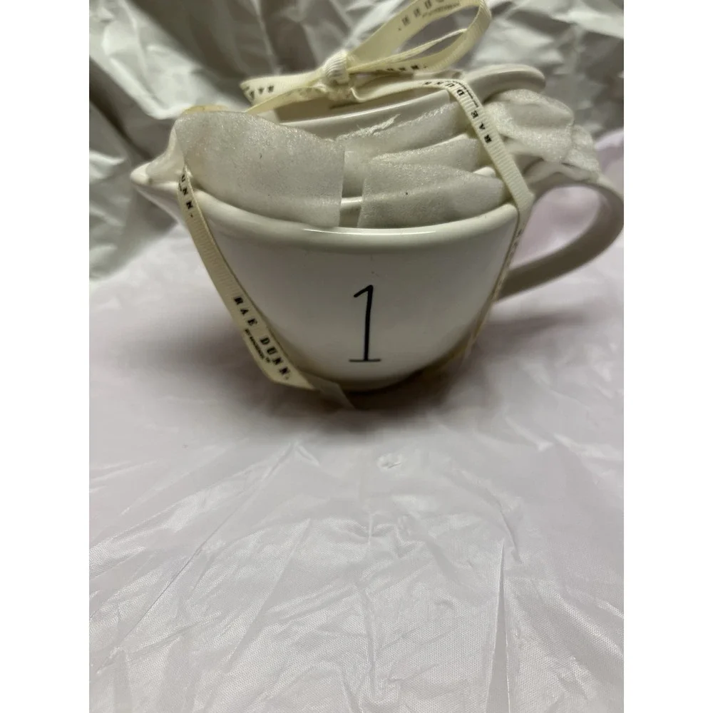 Rae Dunn measuring cups set of 4 White New